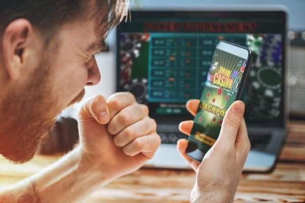shwe apk မိုဘိုင်းအက်ပ် Android iOS ဒေါင်းလုဒ်တင်နည်း အဆင့်ဆင့်